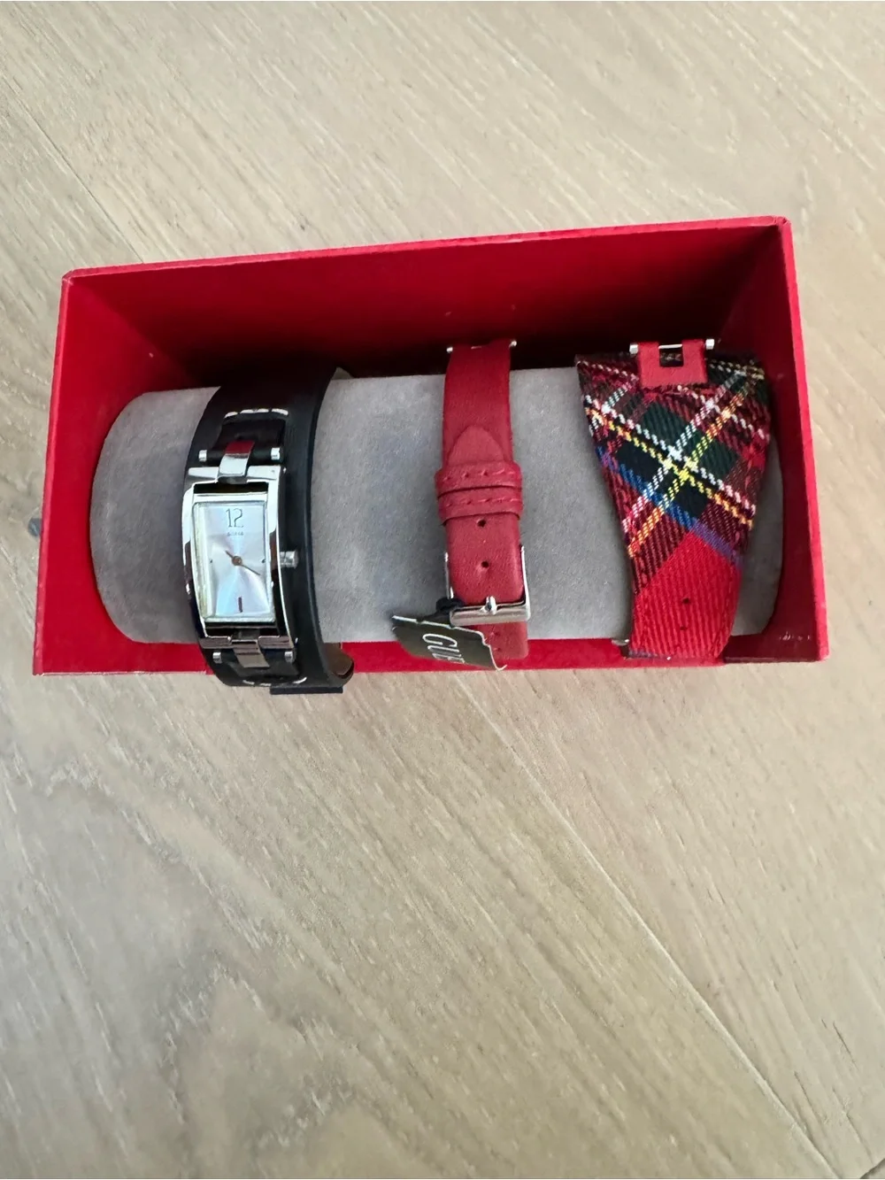 NWT Guess Women's Silver-Tone Watch with Black Bracelet and Red Strap Set